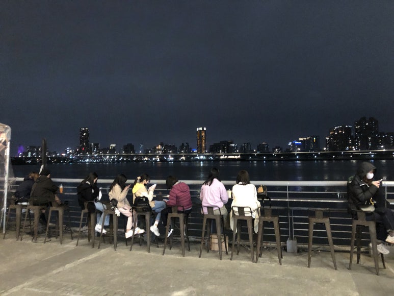 강변발마사지 이미지