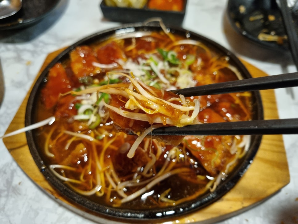 홍대앞왕동까스 이미지