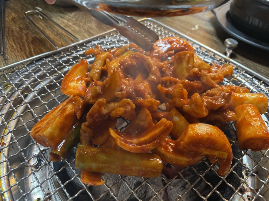 둔내숯불닭갈비 이미지
