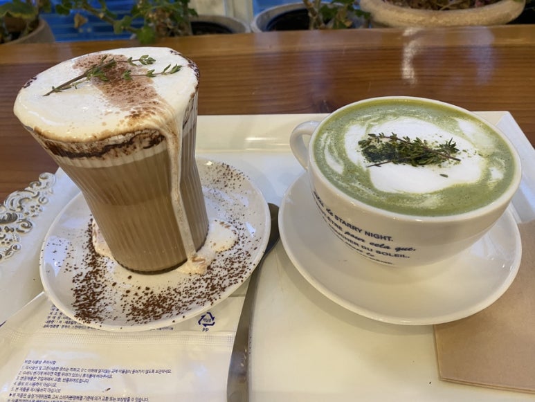 꽃뜨락사이 이미지
