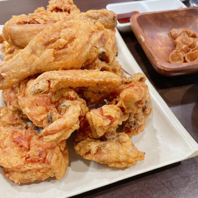 동큐치킨 이미지
