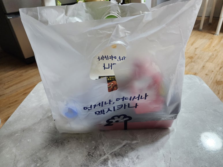 멕시카나양념통닭 이미지