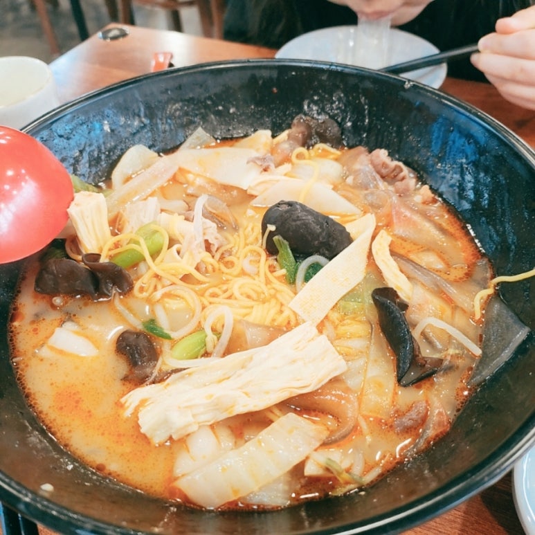 중경마라샤브샤브 이미지
