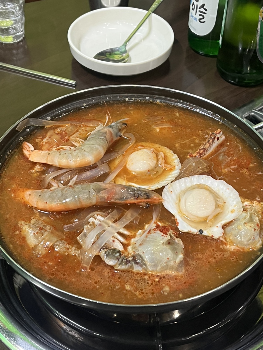 맛나는아지트찌개,전골