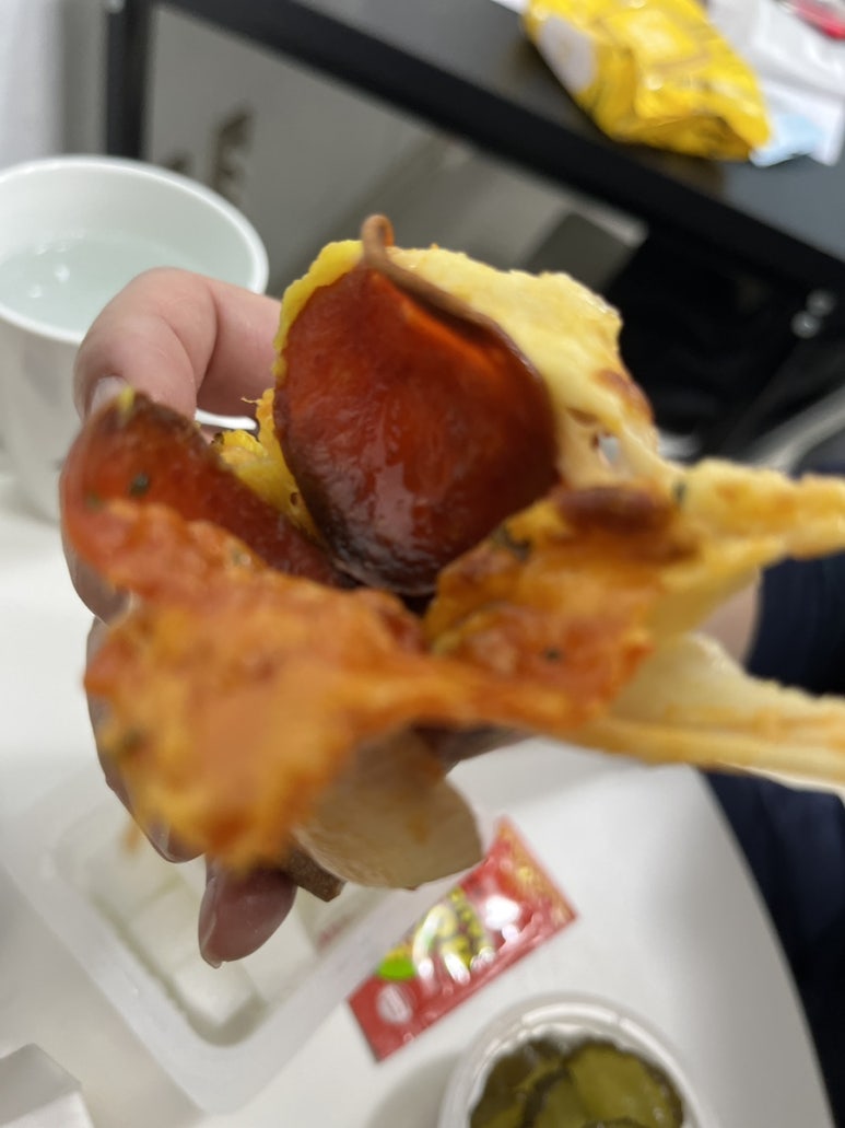 피자딜라잇 이미지