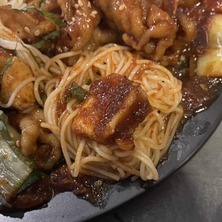 오돌닭발 이미지