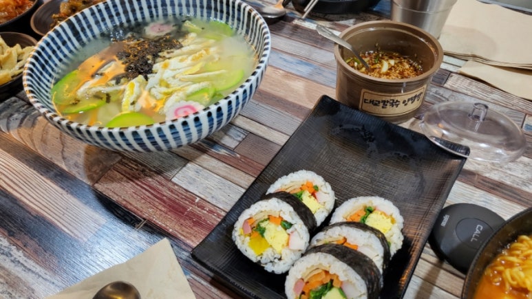 대교분식 칼국수 이미지