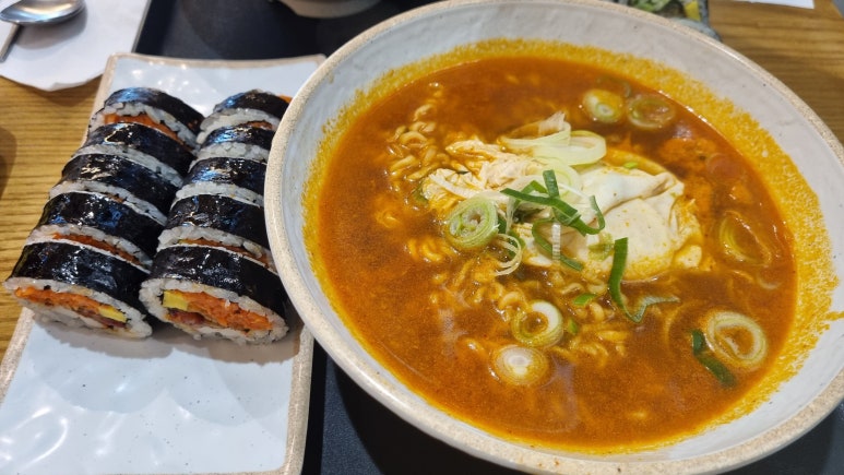 리김밥여의도파이낸스 이미지