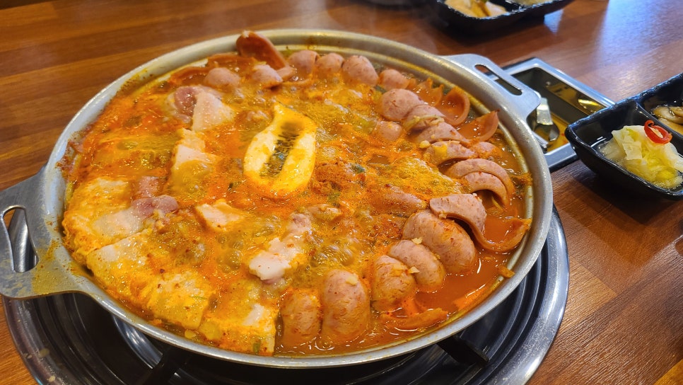 더하고부대찌개 정관점 이미지