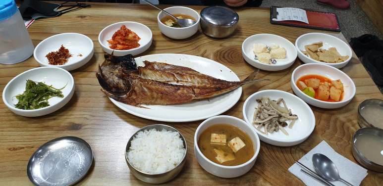 고등어빵집 이미지