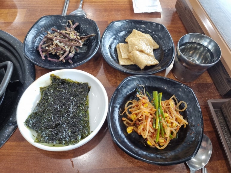 울엄마 김치찌개 이미지
