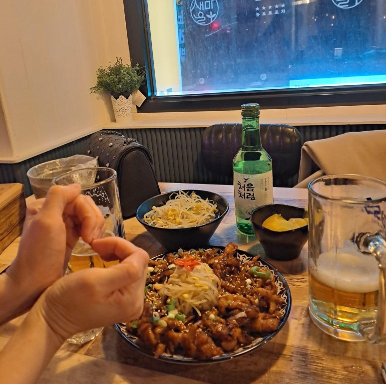 두리쪽갈비앤닭발 이미지