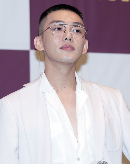구너바버샵 이미지