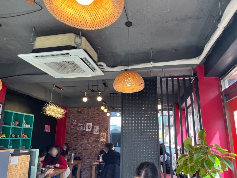 호반반점 이미지