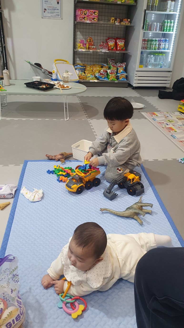 우리끼리키즈카페아쿠아마을 이미지