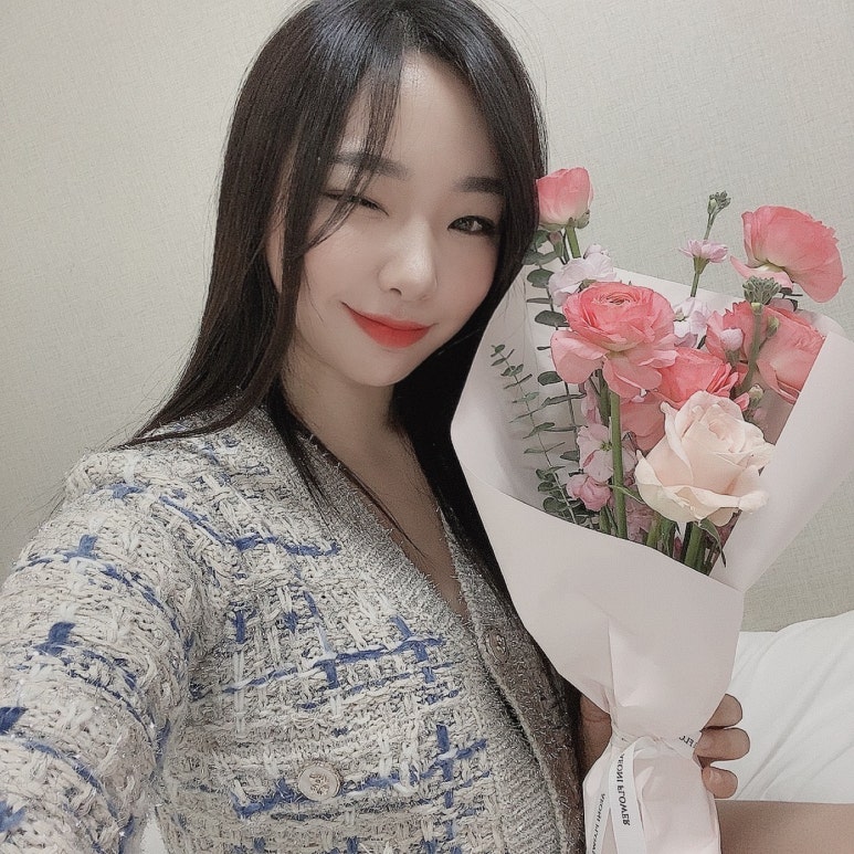 이오니플라워 이미지