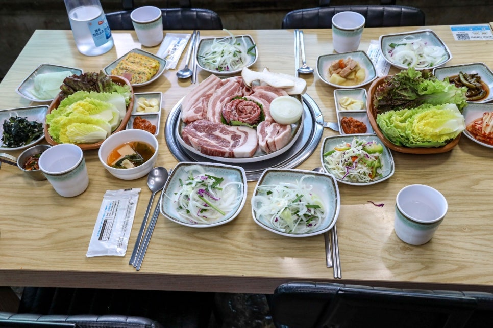 쌍둥이돼지꿈 이미지