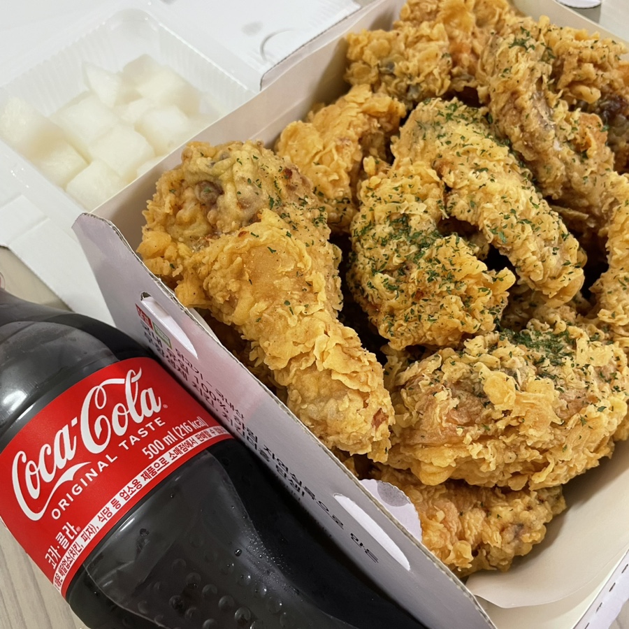치킨더홈 이미지