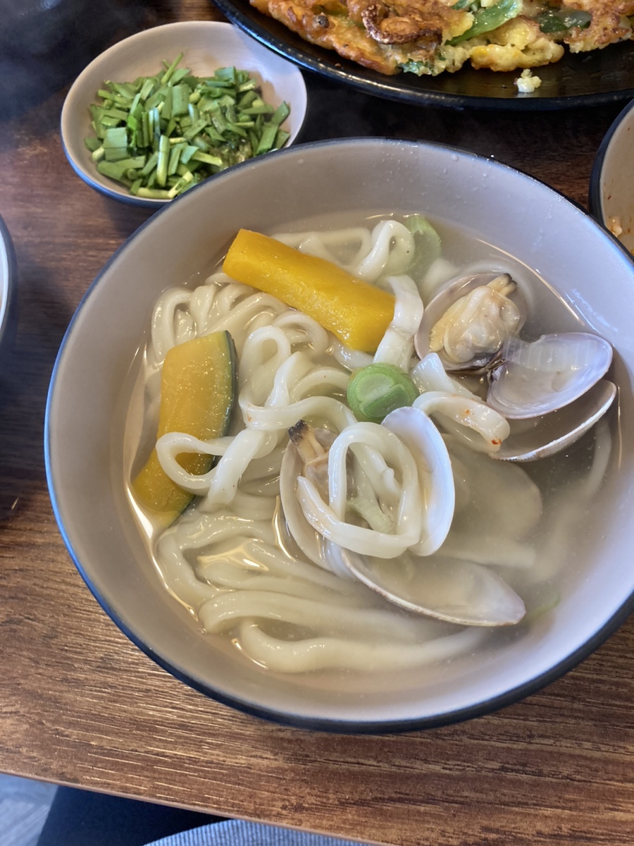 포도밭할머니칼국수 이미지