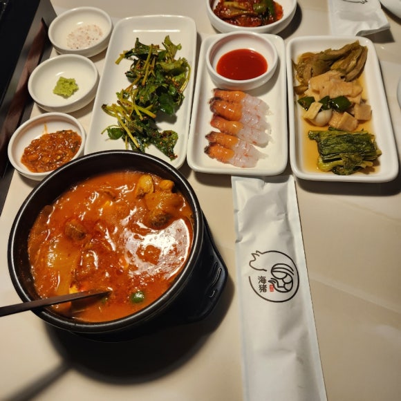 교동흑돼지 이미지