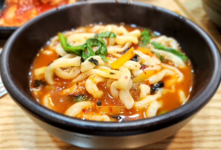 예담손칼국수 이미지