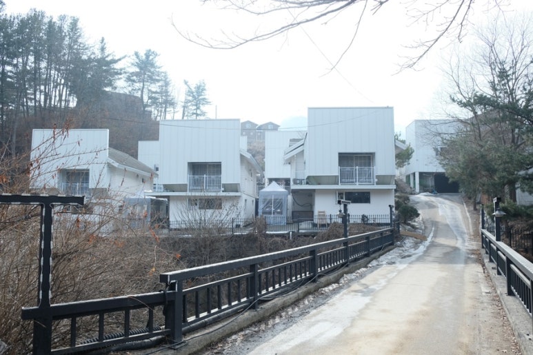 어썸키즈풀빌라 이미지