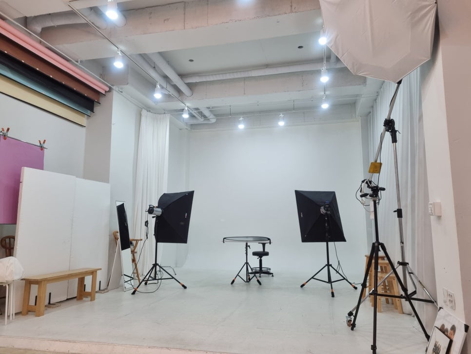 쿰스튜디오 이미지