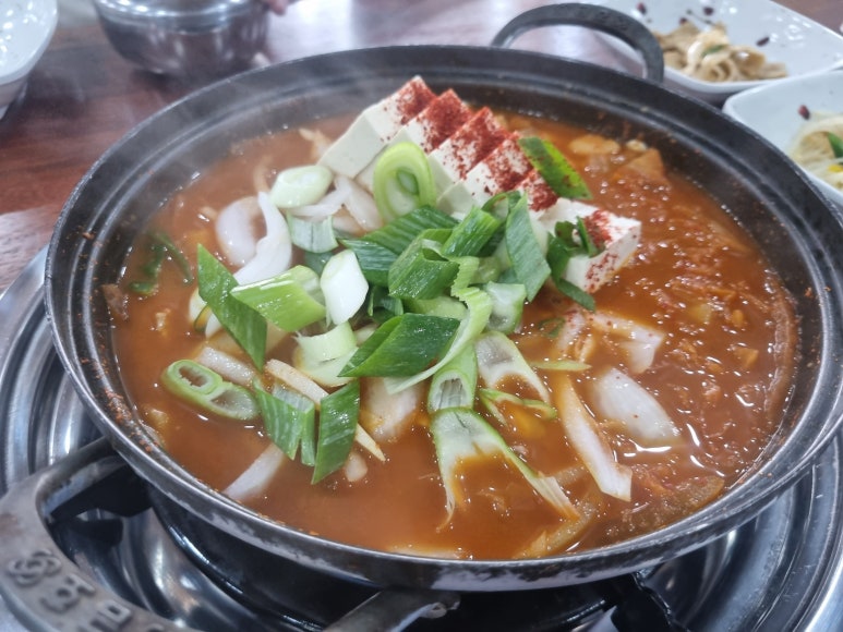복돼지김치찌개 이미지