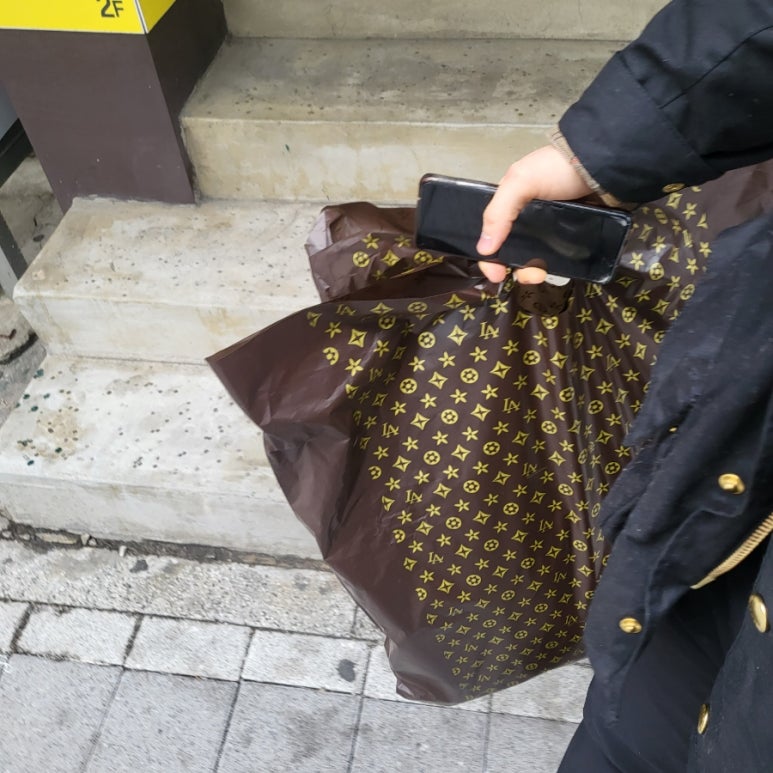 멋쟁이명품구제 이미지