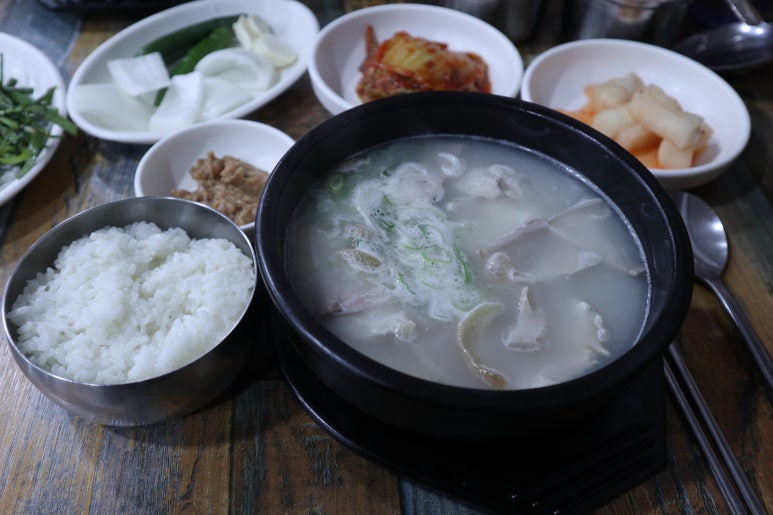 대경돼지국밥 이미지