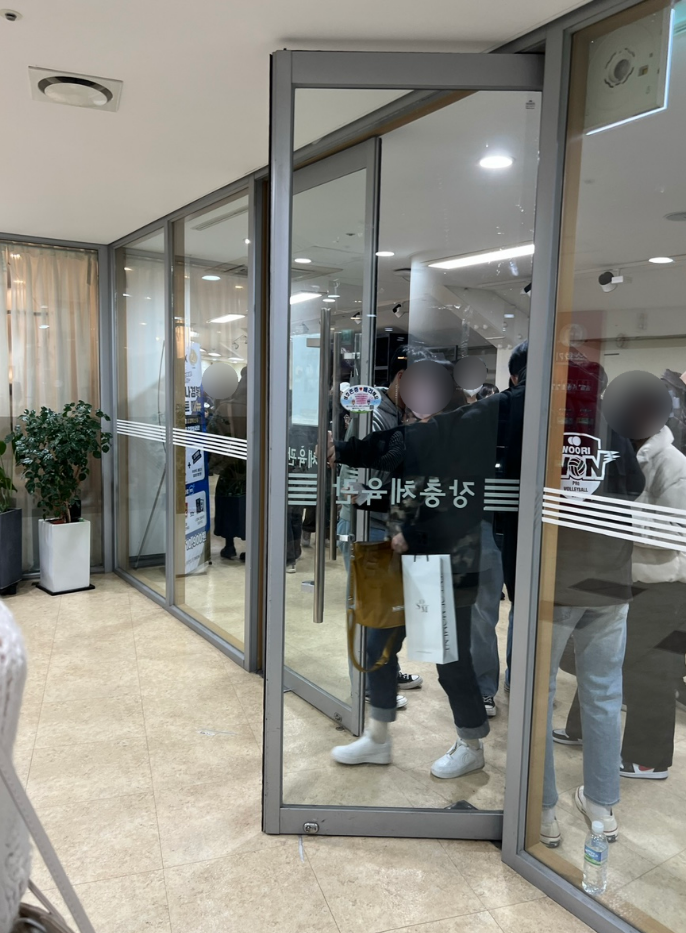니커피 이미지