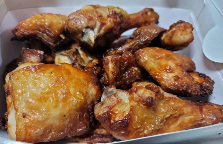 깜꼬치킨 이미지