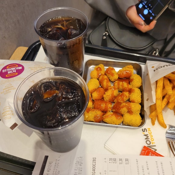 맘스터치 독산지식산업센터점 이미지