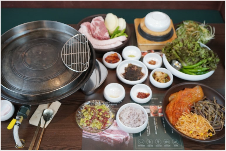 고부돈솥뚜껑구이 이미지