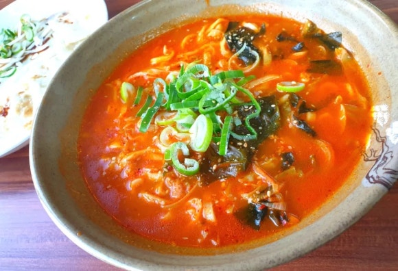 하양손칼국수 이미지