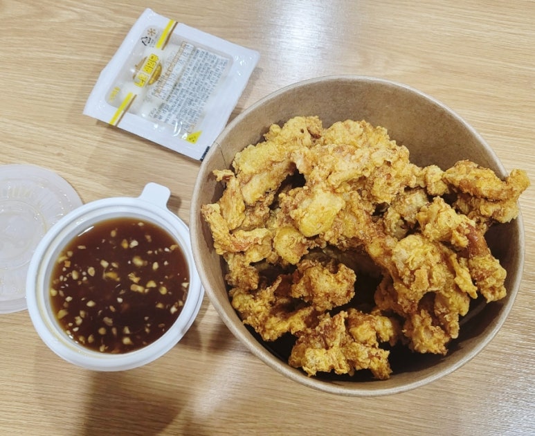 노랑통닭홍제 이미지