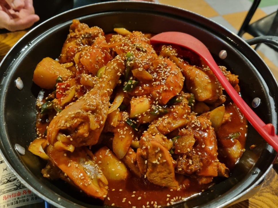 삼식이 포차 이미지