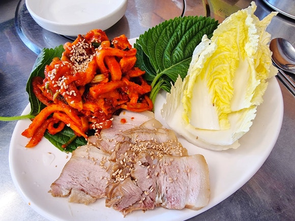 샤르르손칼국수 이미지
