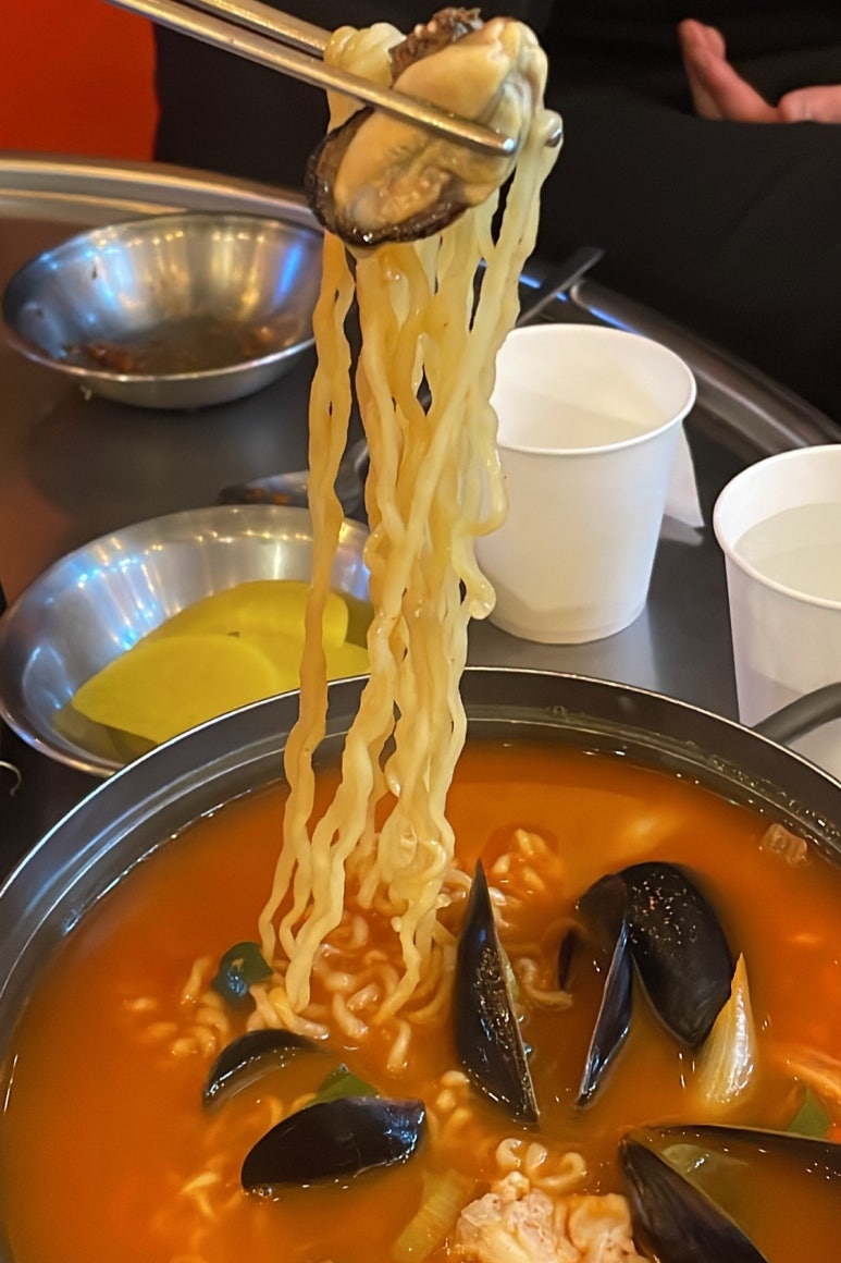 주홍짬뽕 이미지