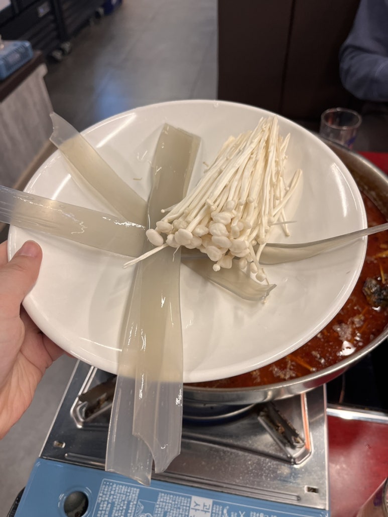 불타는 마라탕 이미지