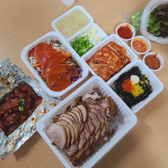 아자왕족발 이미지