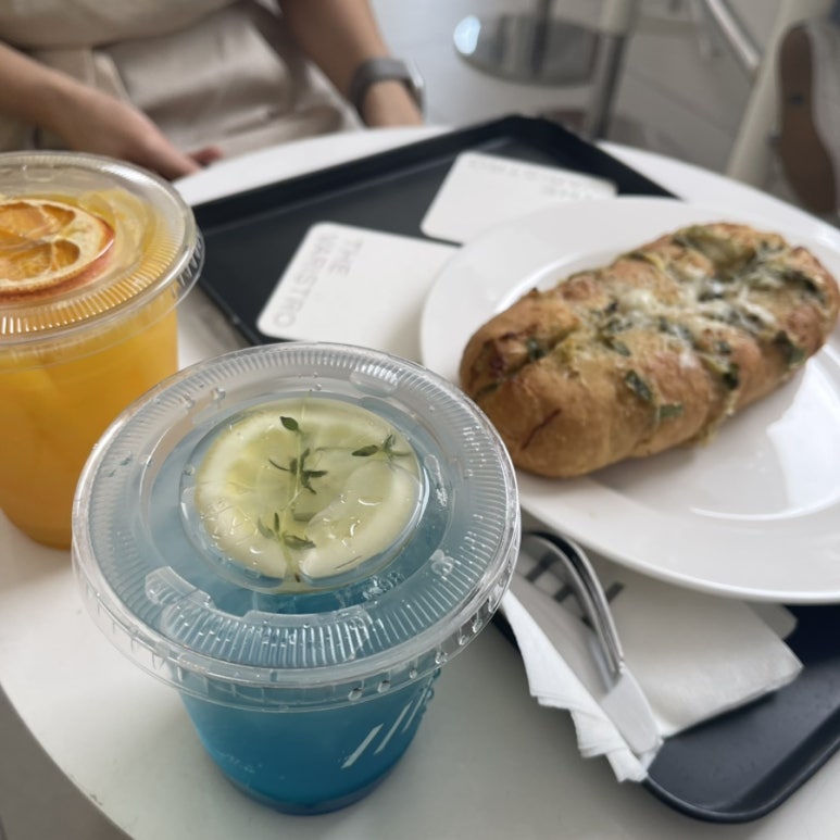 리트로바 이미지