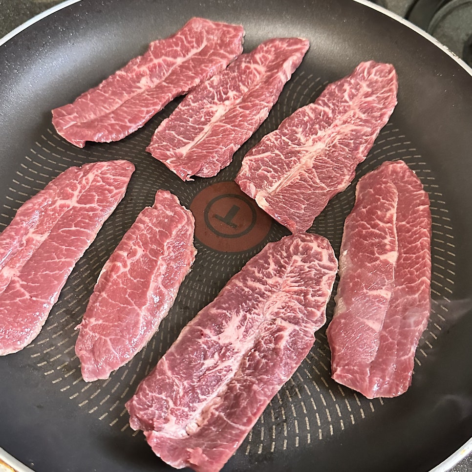 흑돈지기 이미지