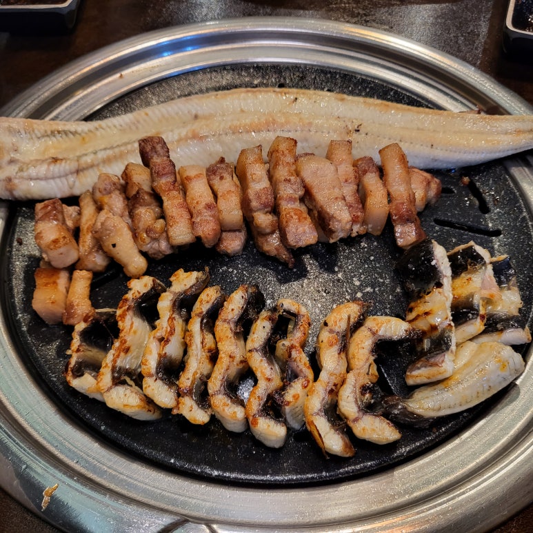 장어삼겹살 이미지