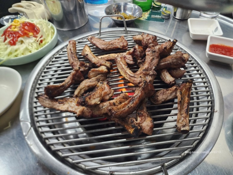 코리안숯불등갈비 이미지
