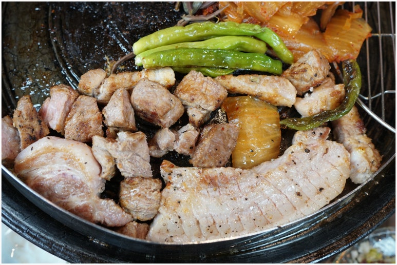 고부돈솥뚜껑구이 이미지