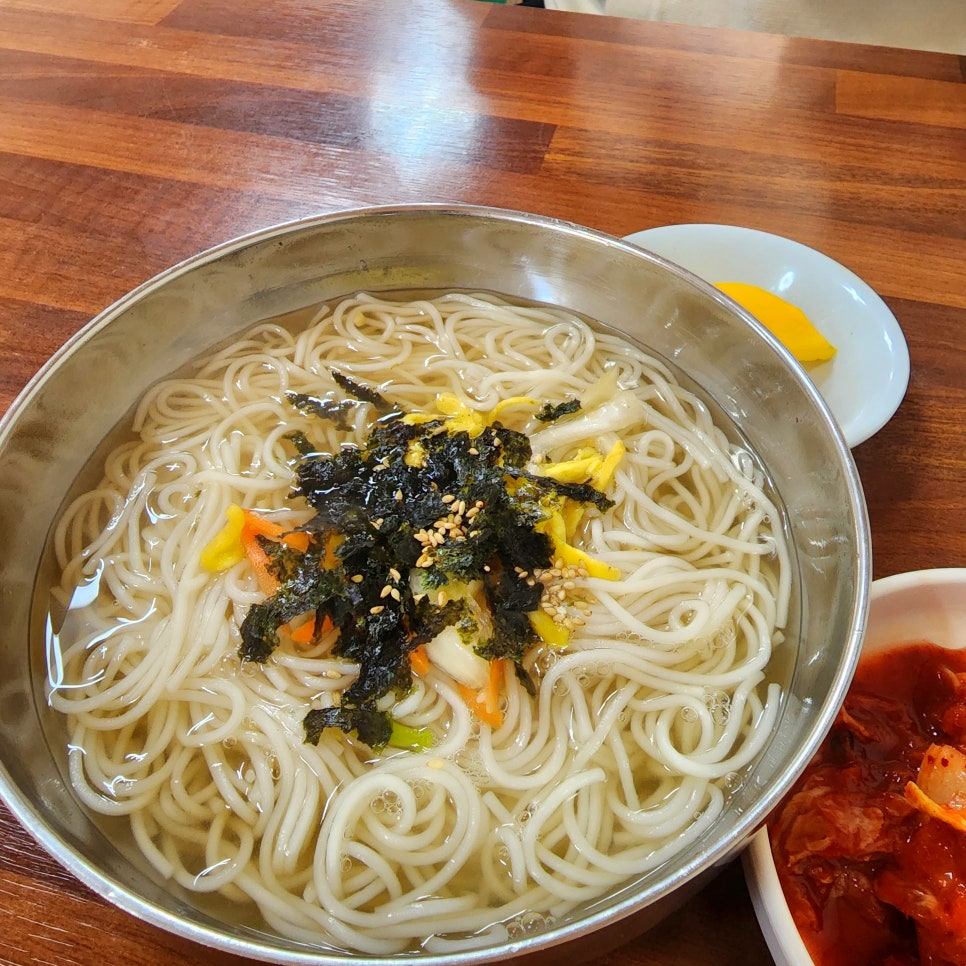 여로장터국수 이미지