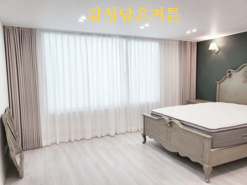 감성담은커튼 이미지
