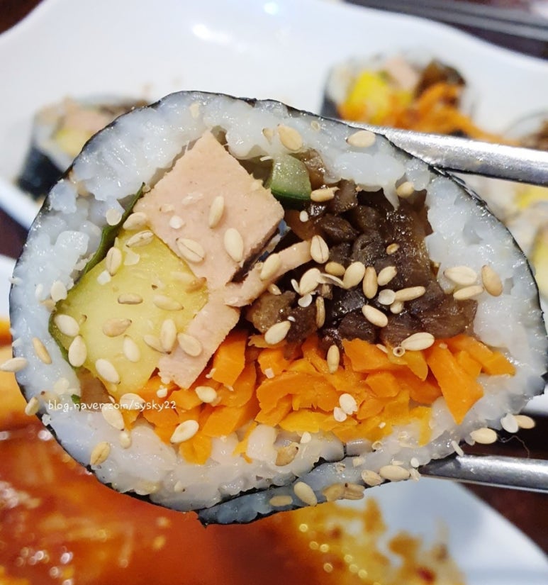 마루자연식김밥 이미지