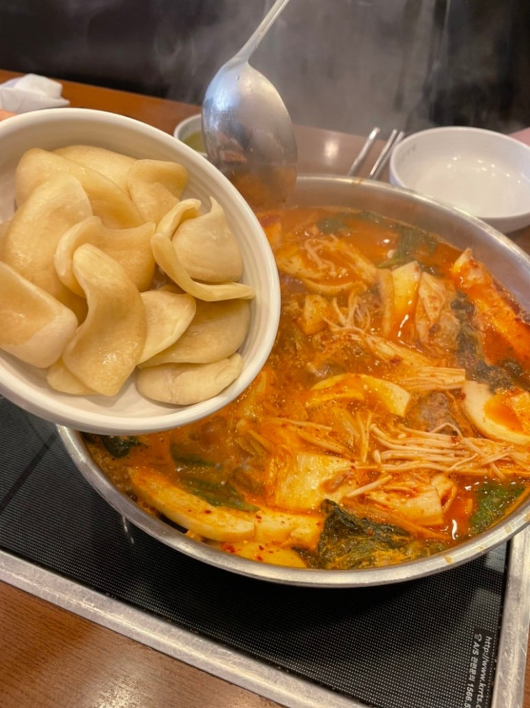 약선당감자탕 이미지